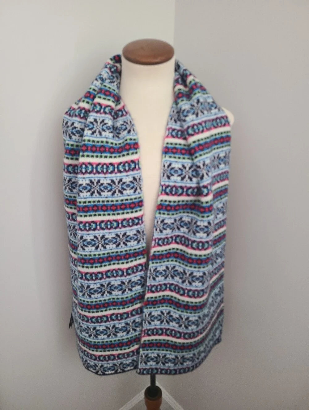 Vintage Deadstock Aerie Scarf Fair Isle Nordic Y2K Preppy Snowflake Crazy Stripe